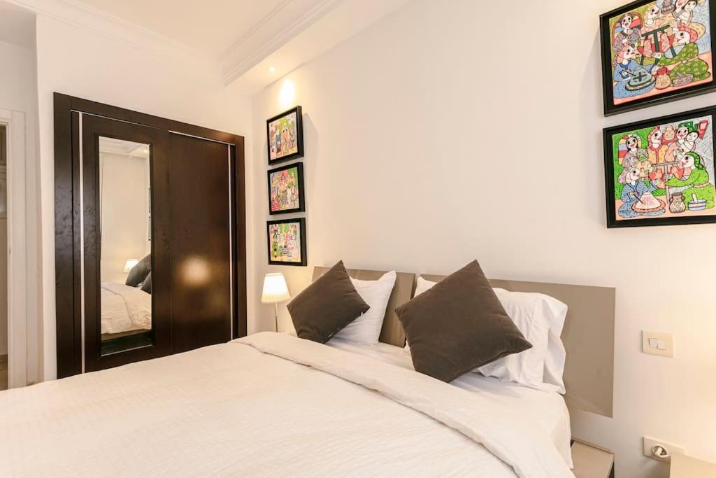 Sculpted Serenity - Marrakech Centre Apartment *